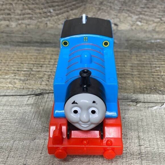 Thomas The Tank Engine Trackmaster 2013 Mattel Train #1 Blue Motorized Works - Picture 2 of 9